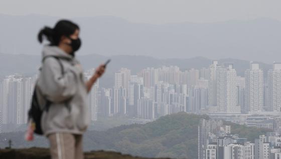 '마스크 꼭 쓰세요'