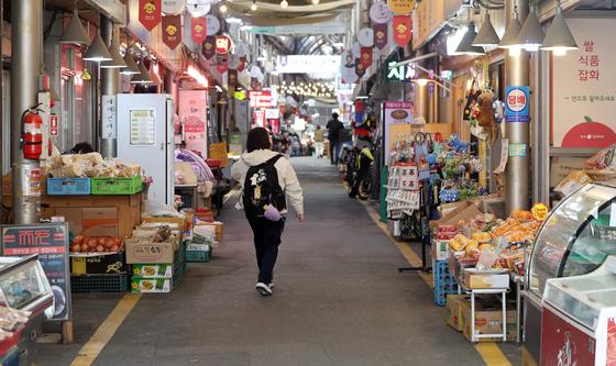 소비심리 1년만 ‘비관’ 전환