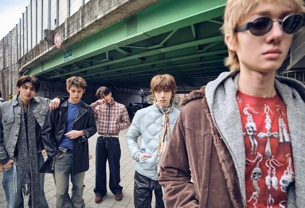 코르티스, 신곡 '레드레드'로 스포티파이 '데일리 톱 송 글로벌' 140위