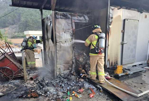 강원 건조특보 속 잇단 화재…저장고·농막·훈련장서 재산·임야 피해