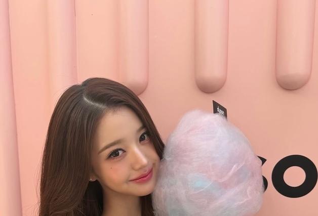 '러블리 대명사' 장원영, 솜사탕보다 달콤한 미소 [N샷]