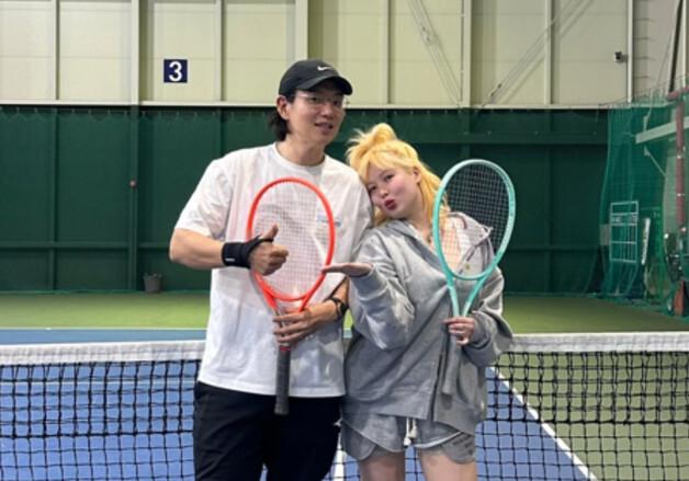 현아, 부쩍 살오른 근황 해명 "체중 조절 잘하고 있어…걱정말라"