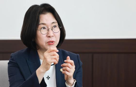 "1초라도 빨리" 기상청 폭우대응 5단계 확대…지방청 '즉시문자' 쏜다