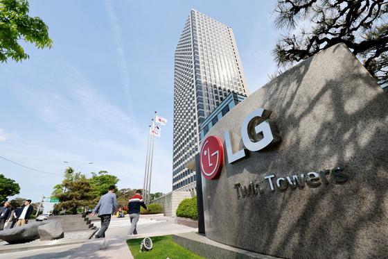 LG전자, 벤츠·현대차 이어 재규어·랜드로버서 테크쇼…전장 사업 강화