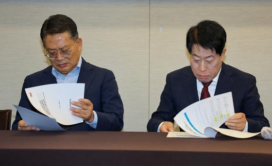 보수 교육감 후보들 '동성애 교육 반대'…윤호상 1인시위·조전혁 기자회견