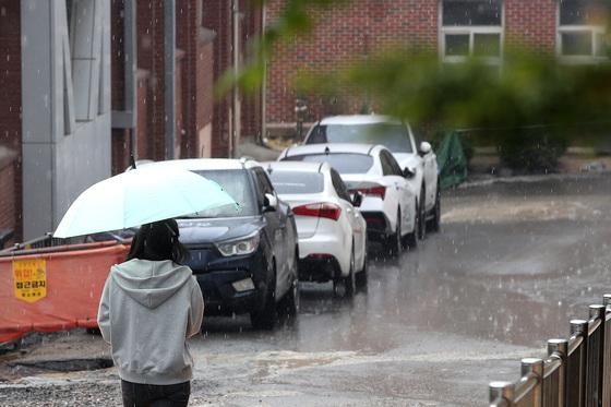 [오늘의 날씨]대구·경북(9일,목)…최대 60㎜ 비, 낮 12~17도