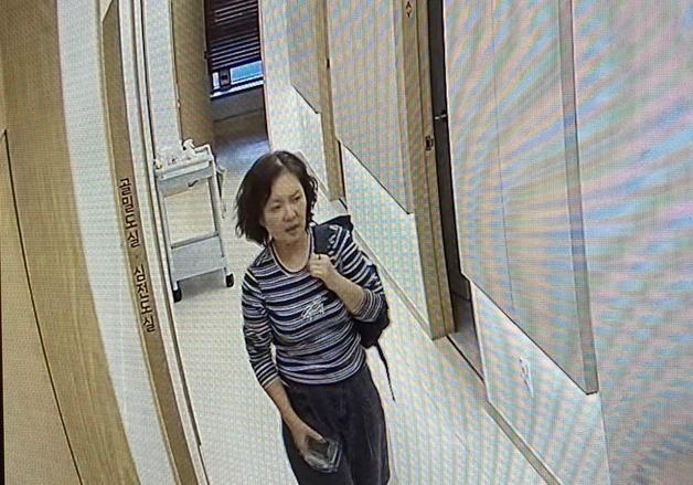 북한산 오른 뒤 사라진 50대 여성…경찰, 27일째 수색 중
