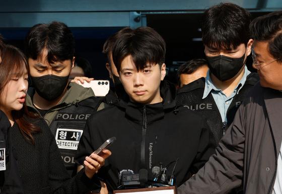 "수사 덮고 정보 흘리고"…장윤기 수사팀장 같은 비위 경찰, 5년간 169명