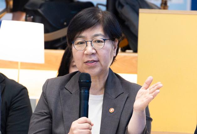 정은경 복지장관, 세계보건총회 참석…故 이종욱 총장 유산 기려