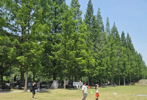 연휴 첫날 부산·울산·제주에 비…전국 비교적 '선선'
