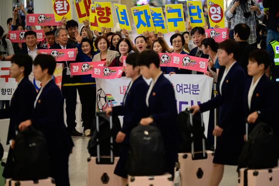 [뉴스1 PICK]北 내고향여자축구단 방한…20일 수원서 남북대결