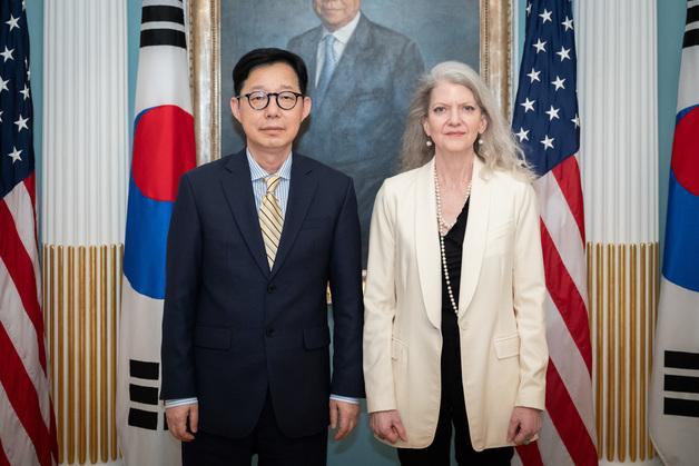 한미 '핵잠·원자력 협의' 쟁점은 美의 핵연료 지원…'통제 장치'가 관건