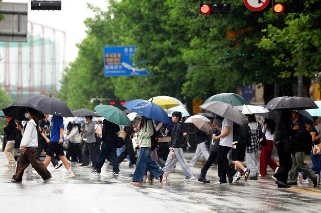 [오늘의 날씨]울산(7일, 일)…오전부터 비, 해안 높은 물결