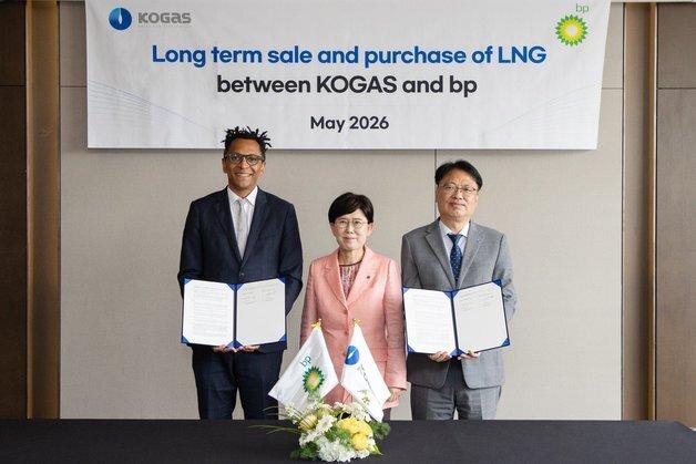 가스공사, 英 BP와 LNG 장기 계약…10년간 연 70만 톤 도입