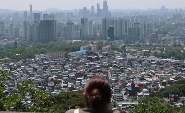 '2만8000가구' 노후청사 공급한다더니…11개월째 근거법도 없다