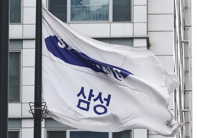 반도체 초과이익 논란 확산…노동장관 "분배 필요" vs 산업장관 "재투자"(종합)