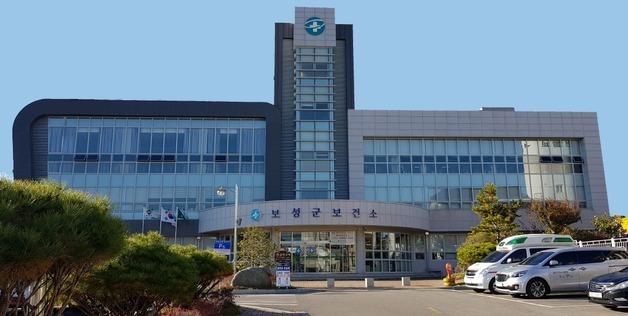 보성군, '시니어 의사' 진료 개시…농어촌 의료 공백 메운다