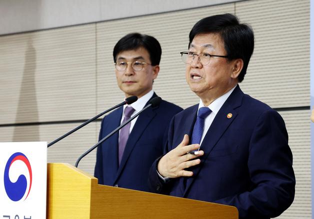 교육부, AI 담당교원 연수 본격화…연말까지 3000명 키운다