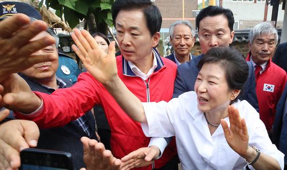 박근혜, 아버지 하숙했던 문경 청운각 방문