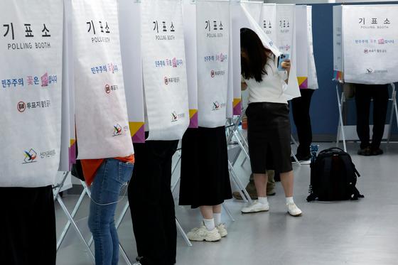 [사전투표] 강원 첫날 오후 2시 9.03%…8회 때보다 0.59%p↑