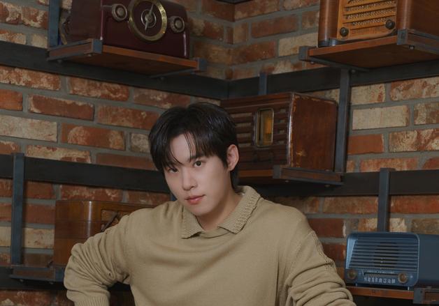 '골드랜드' 김성철 "박보영, 큰 눈에 '깃털' 같은 액션까지 연기" [N인터뷰]①