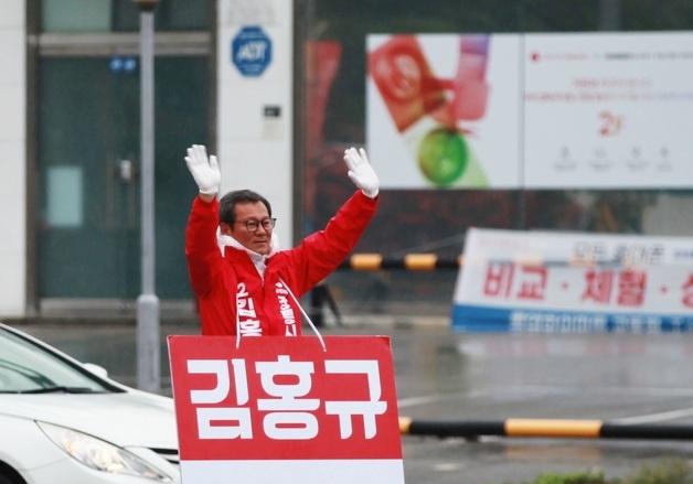 김홍규 강릉시장 후보 "승기 굳힐 것"…31일 월화거리 총력 유세