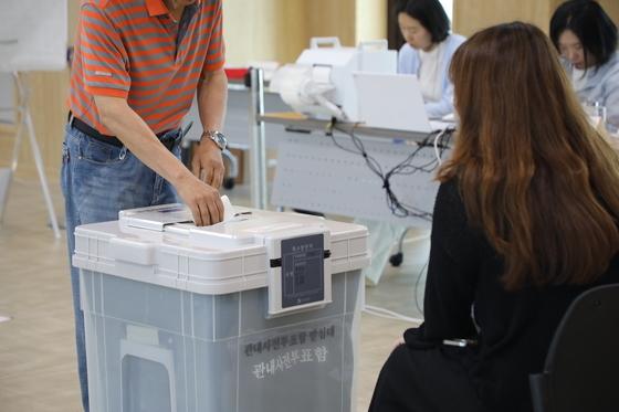 [사전투표] 오후 4시 누적 광주 24.82%…8회보다 9.46%p 높아