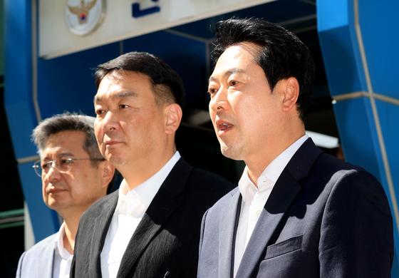 국힘, 李대통령 '투표지 논란' 고발…민주 "선거열세 고백"(종합)