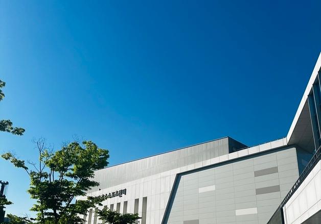 "아직 투표 할 수 있죠?"…사전투표 종료 시간 임박에 유권자 몰려