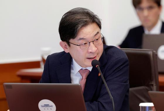 '사람 살리는 금융' 보고한 이억원 금융위원장…李 "잘 하셨다"