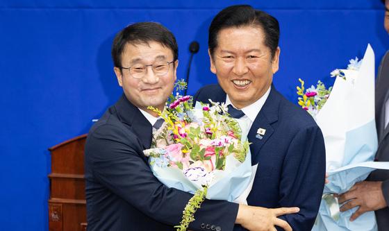 한병도, 민주당 원내대표 연임
