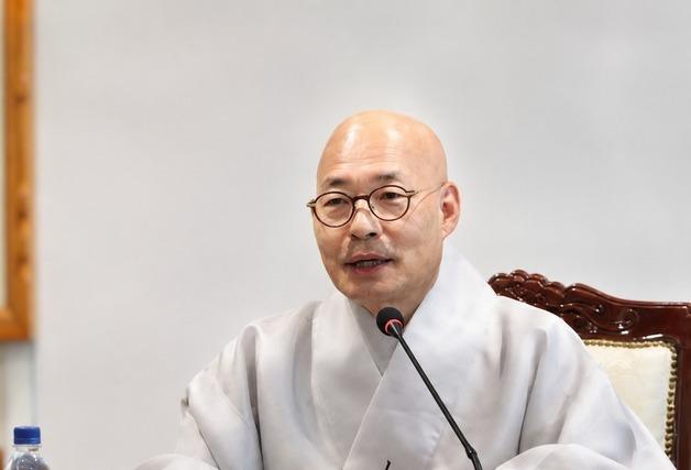 진우스님 "마음 평안의 달 흥행…MZ 81.7%·무종교인 40%"