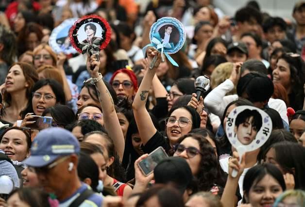 8만원 모텔이 55만원...BTS 뜨는 부산 객실 동나자 김해 바가지