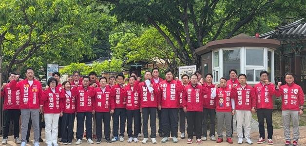 '박정희 평가' 두고 국힘·민주 시장 후보들 '설전'