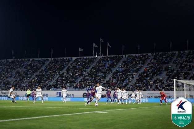 "AWCL 준비 협조 차원"…K리그2, 수원FC-아산, 17일 아산서 개최 