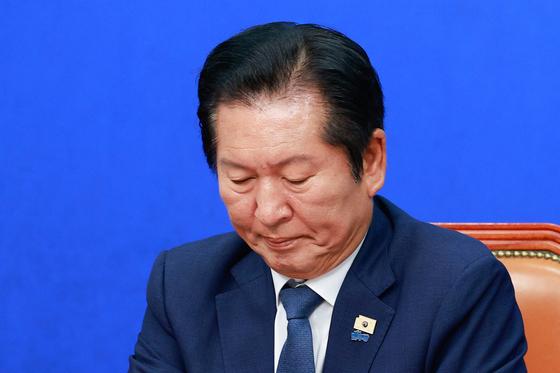 지방선거 후 정당 지지도 '초접전'…민주당 우위 구도 흔들