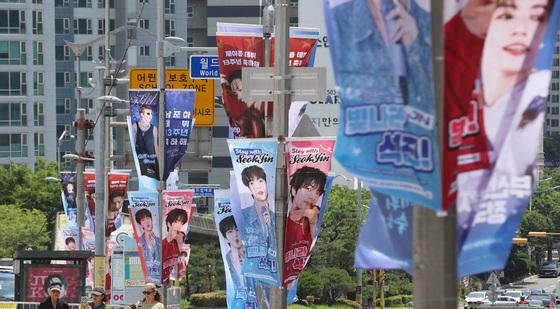 BTS, 3년 8개월 만에 다시 부산 달군다…화려한 왕의 귀환 [N이슈]