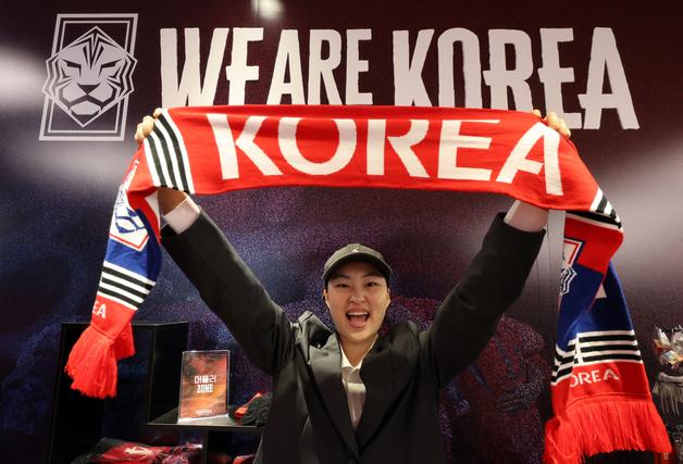 포항 만인당 잔디밭서 '대한민국' 월드컵 응원전…대형 멀티비전도