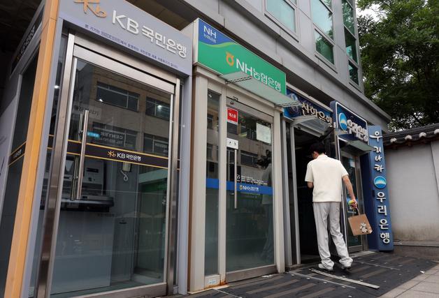 내달부터 법적비용 가산금리 전가 금지…금리 최대 0.2%p 내린다