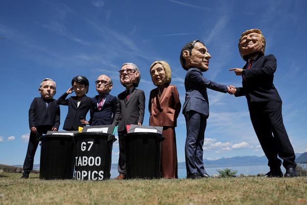 "언제적 G7?"…中, 대중 견제 정상회의 앞두고 "환상에서 깨라"