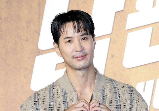 '남편들' 김지석 "마약조직 두목 변신, 윤경호와 차이둬…화려한 스타일" [N현장]