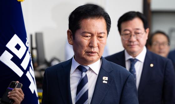 정청래 민주당 대표, 중앙위원회의 참석