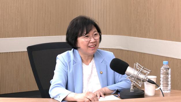 김현 "이진숙 만나도 정쟁 안 해…일하는 과방위 될 것" [팩트앤뷰]