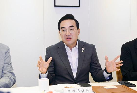 김용범 '긴축' 발언에 예산처 진화…내년 예산 '확장 속 속도조절'