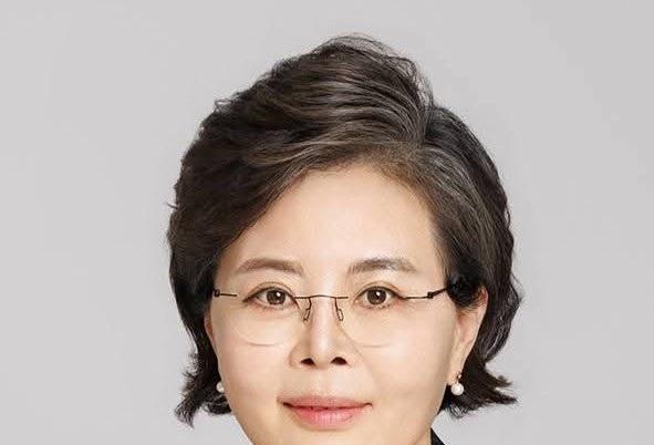 김미경 수원시의원, 민주당 의장 후보 선출…두 번째 여성 의장 탄생하나