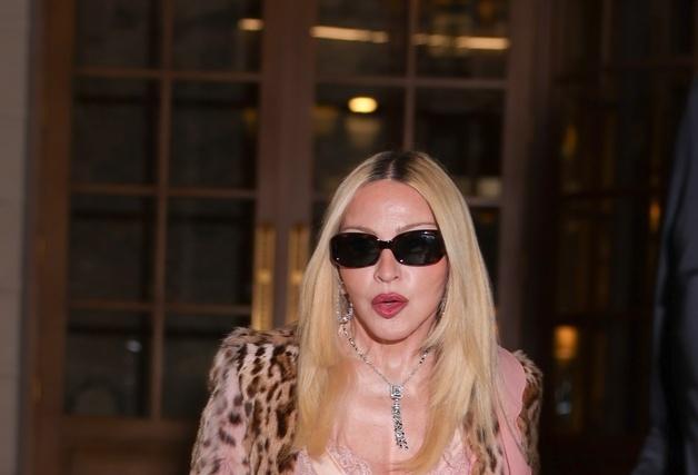 마돈나, 어딜봐서 67세…과감한 란제리룩 완벽 소화한 디바 
