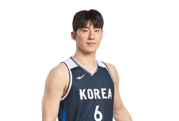 "코트 위에 스며든 태극의 움직임"…농구 국가대표팀 새 유니폼 공개