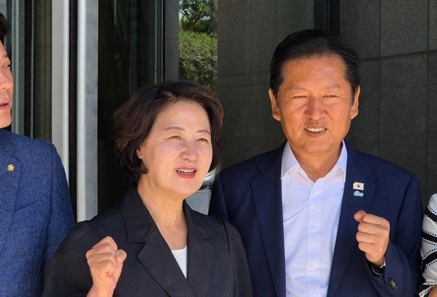 정청래, 추미애 지원사격에 "개혁동지…저는 당에서 계속 개혁" 