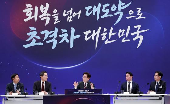 AI 데이터센터 메가프로젝트에 中企 참여 확대…K-소부장 키운다