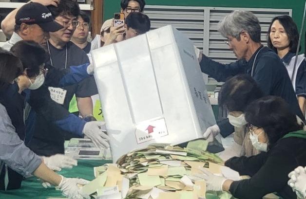 '선관위 실수' 또 나왔다…경기교육감 선거 '득표 입력 오류'